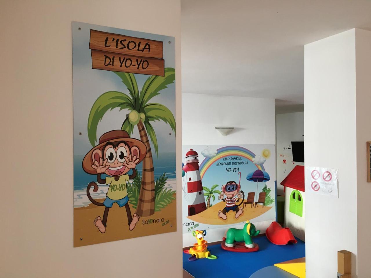 Hotel Sayonara Cattolica Kültér fotó
